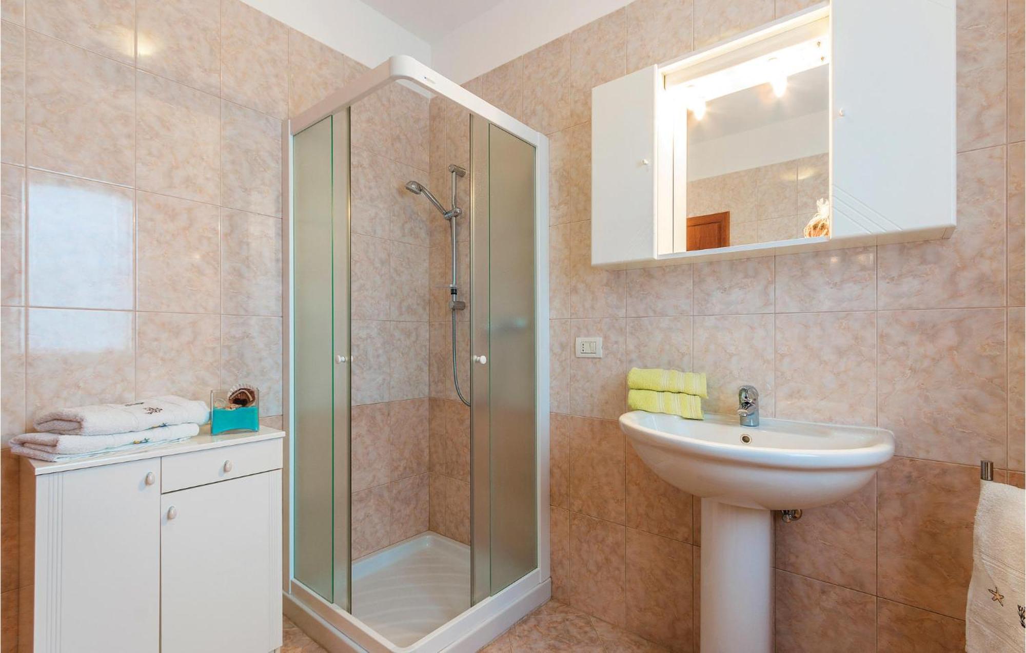 Gorgeous Apartment In Fazana With Wifi Kültér fotó