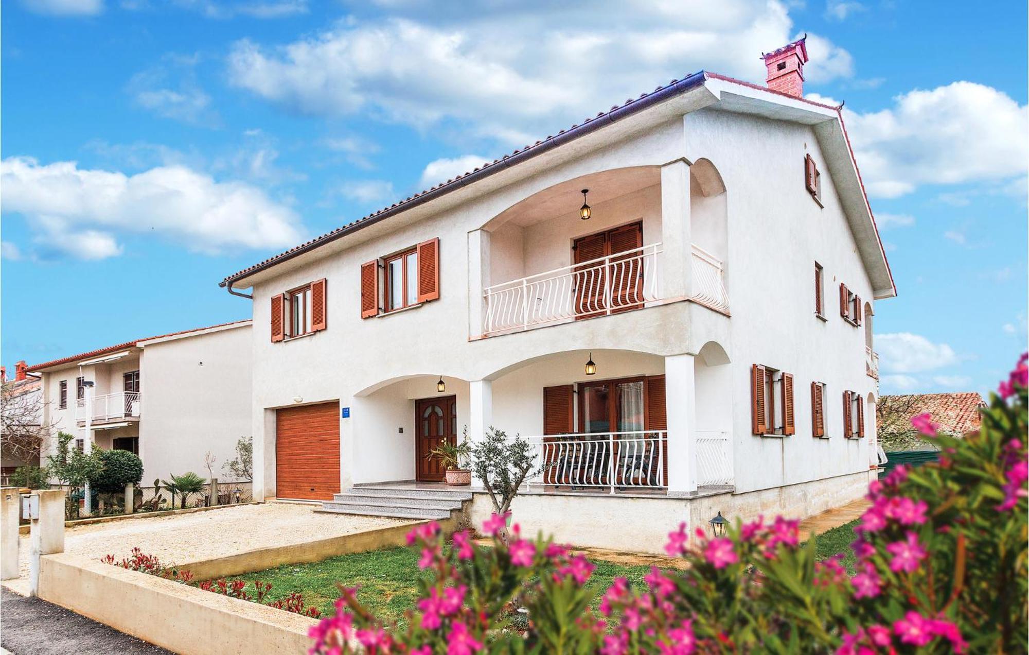 Gorgeous Apartment In Fazana With Wifi Kültér fotó